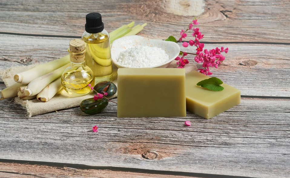 Idées pour remplacer les détergents par des produits plus naturels