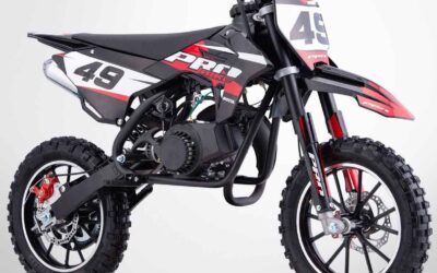 Ou peut-on conduire une moto thermique enfant​ ? Les règles